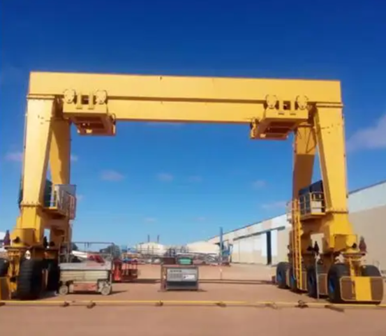 rubber-tired gantry crane.png