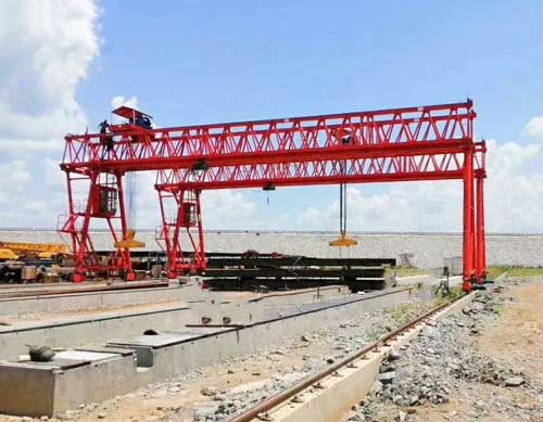 double-girder-gantry-crane-track.jpg